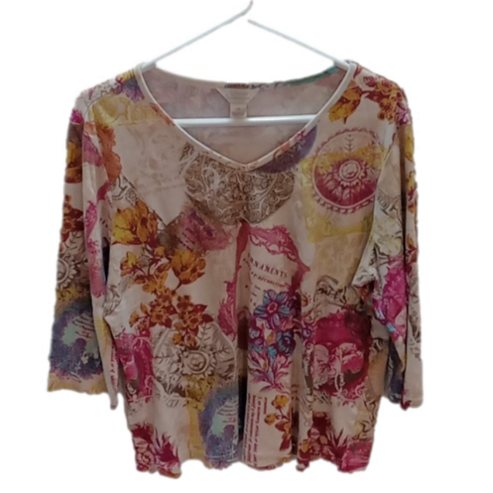 (27)   CHRISTOPHER AND BANKS, FLORAL 3/4 LENGTH SLEEVES, V NECKLINE PULLOVER